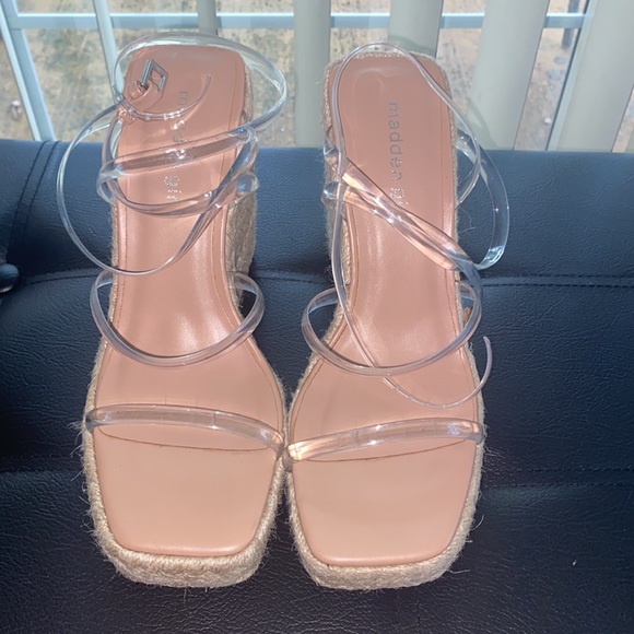 Hillarie Strappy Espadrille Wedges Sandals - Picture 3 of 7